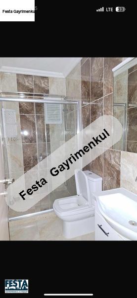 Festa'dan Metrobüs10dk Yeni̇ bi̇nada 2+1 85m2 Satılık Daire