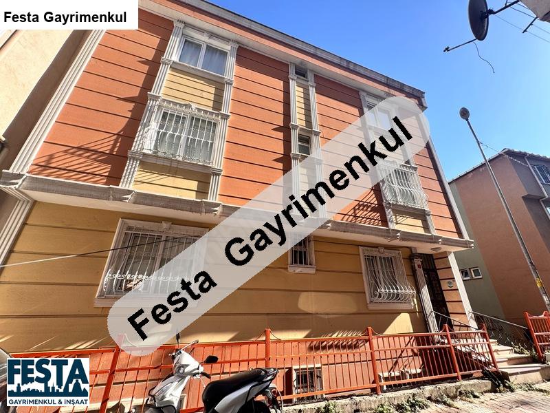 festa'dan metrobüs8dk 2+1 ayrımutfak bahçeli 90m2 kiralık daire